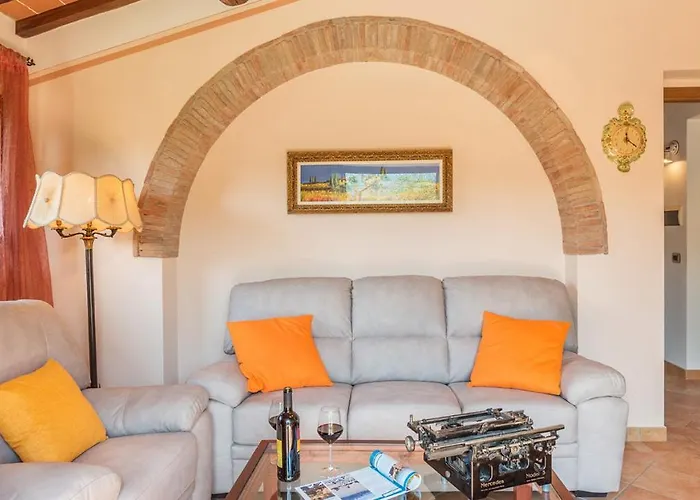 Vinciluna 4, Emma Вілла Кортона