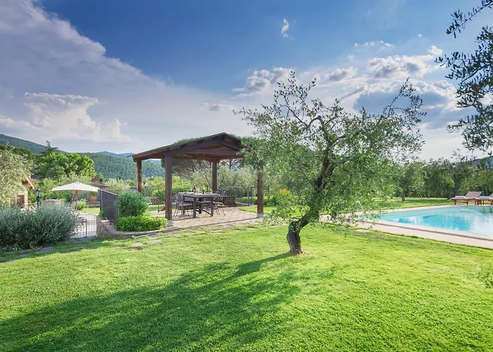 Vinciluna 4, Emma * Кортона