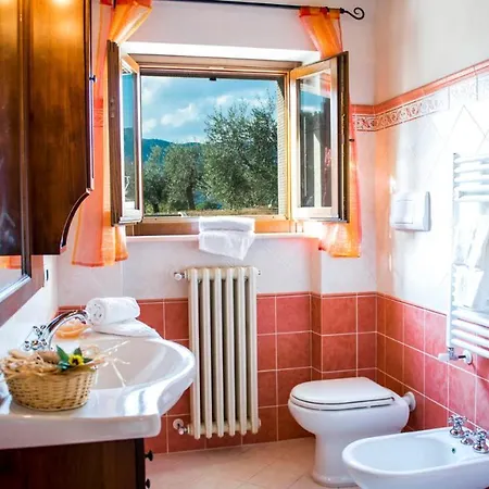 Vinciluna 4, Emma * Κορτόνα