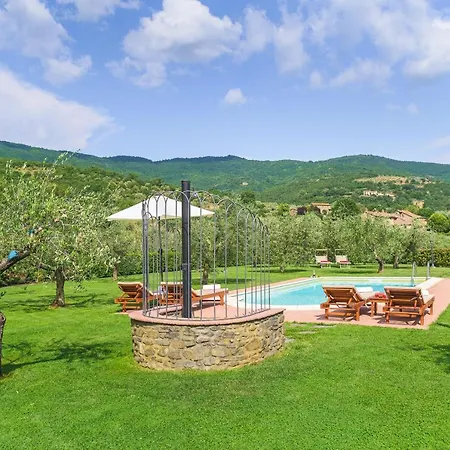 Vinciluna 4, Emma Cortona