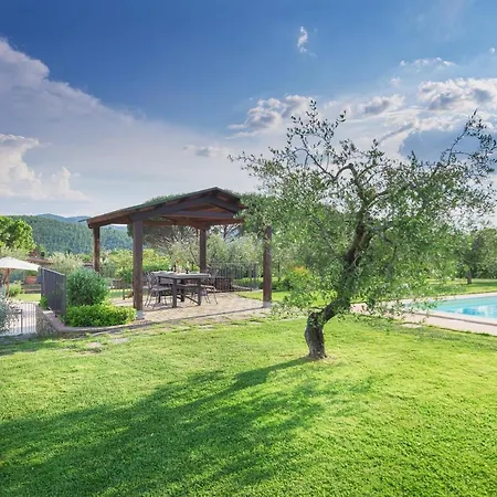 Vinciluna 4, Emma * Κορτόνα