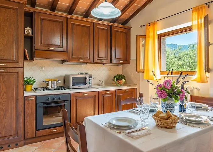 Villa Vinciluna 4, Emma *