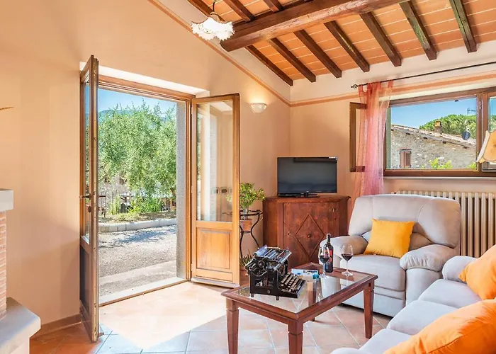 Vinciluna 4, Emma Villa Cortona