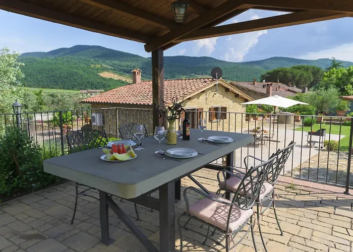 Vinciluna 4, Emma Cortona