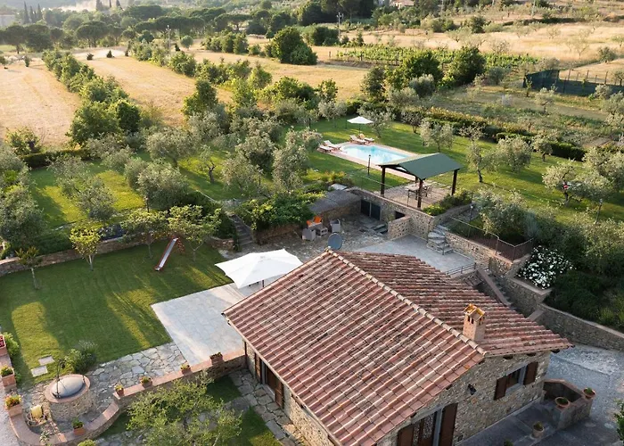 Vinciluna 4, Emma Villa *